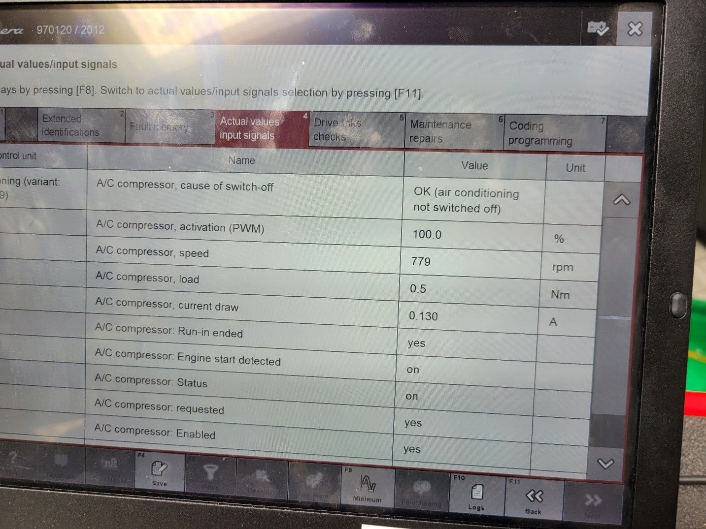 AC Compressor Current Monitoring with Scan Tool