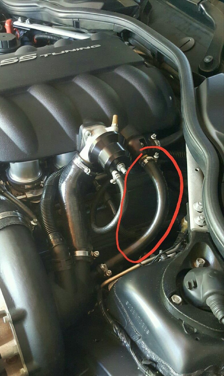 Pontiac Torrent GXP Stock Intake