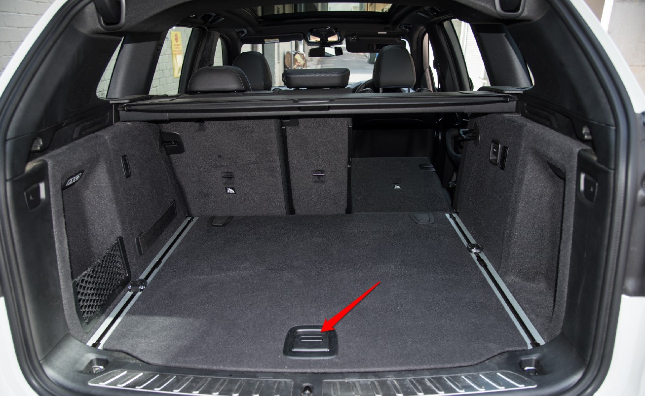 Trunk Compartment